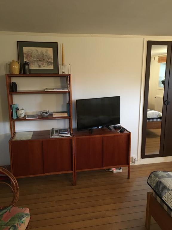 Rum I Villa - Kaerleksudden Norrtaelje エクステリア 写真